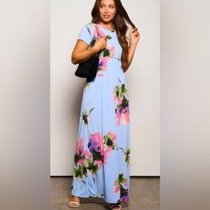 NWOT Bold Floral Maxi Dress With Pockets